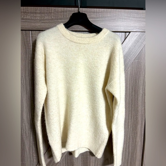 Artzia, The Group by Babaton - Picture 1 of 3